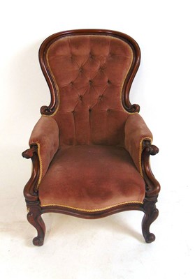 Lot 9 - A Victorian mahogany spoonback chair with...