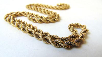 Lot 526 - A 9ct gold rope twist chain. Approx. weight 56.5g