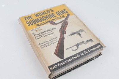 Lot 92 - Vol: The World's Submachine Guns (Machine...