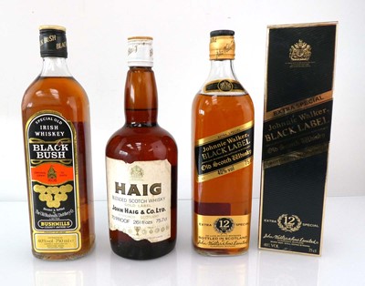 Lot 87 - 3 old bottles, 1x Haig Gold Label blended...
