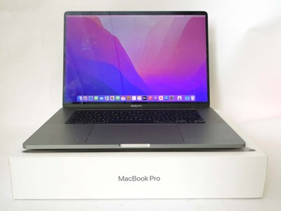 Lot 2006 - MacBook Pro 16" 2019 A2141 Space Grey laptop...