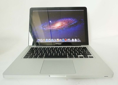 Lot 2020 - MacBook Pro 13" 2011 A1278 Silver laptop with...