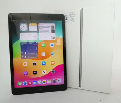 Lot 2032 - iPad 8th Gen 32GB A2270 Space Grey tablet with...