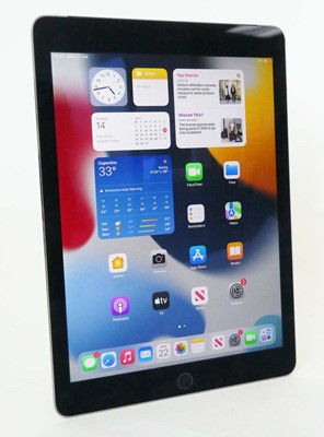 Lot 2049 - iPad Air 2 64GB A1567 Space Grey tablet