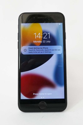 Lot 2155 - iPhone 7 32GB Black