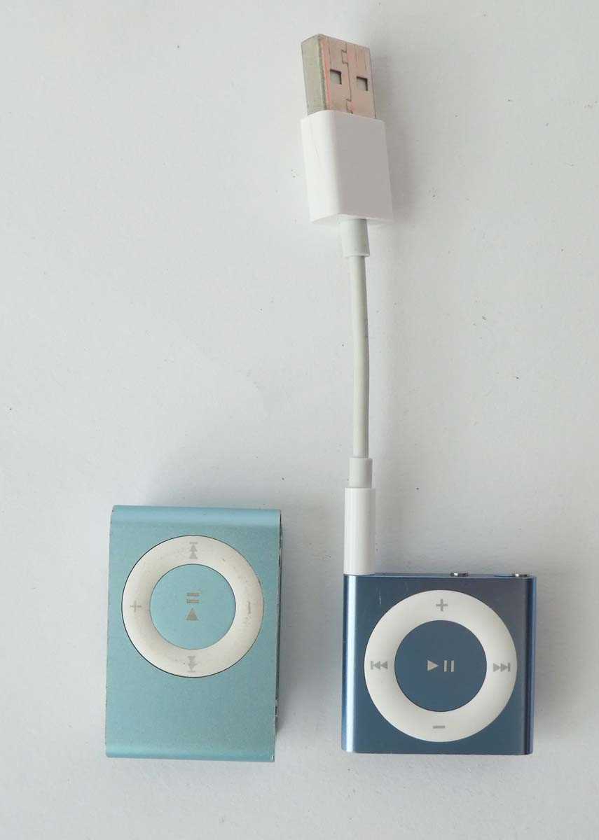 Lot 2199 - iPod Nano and iPod Shuffle