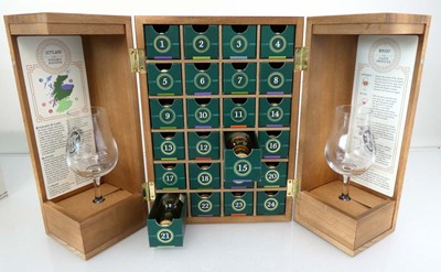 Lot 123 - A Wooden box set of Whisky Tour of Scotland...