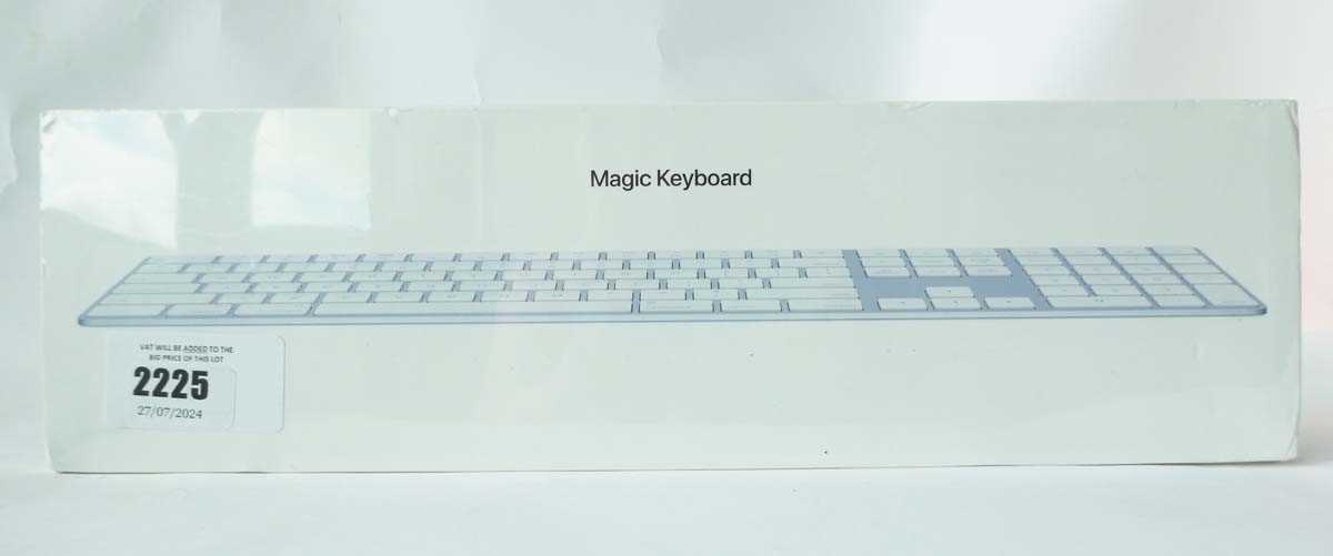 Lot 2225 - *Sealed* Apple Magic Keyboard with Numeric...