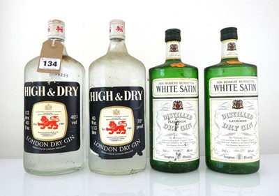 Lot 134 - 4 old bottles of Gin, 2x Booth's High & Dry...