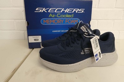 Lot 1296 - Boxed pair of Skechers skech-lite air cooled...