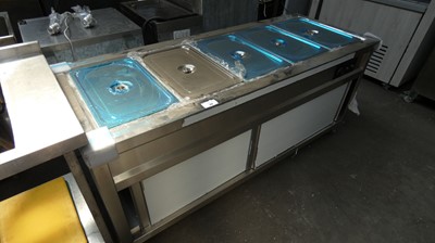 Lot 62 - 180cm electric heated mobile hot cupboard