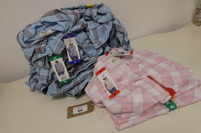 Lot 1407 - Approx. 30 women's button up shirts by Jachs...