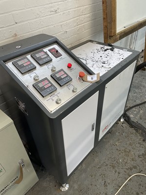 Lot 5 - Care Machinery Card 3000 hot melt sealing...