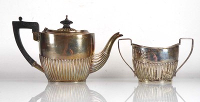 Lot 412 - A late Victorian silver bachelors teapot with...