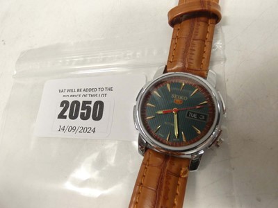 Lot 2050 - Seiko 5 green dial automatic wristwatch