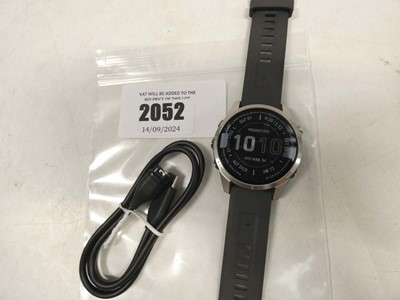 Lot 2052 - Garmin Fenix 7S GPS running watch