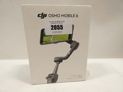 Lot 2055 - DJI Osmo Mobile 6 smartphone stabiliser