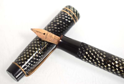 Lot 119 - An Onoto Minor fountain pen with a 14ct gold...