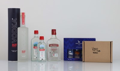 Lot 75 - 4 various bottles & miniatures of Vodka, 1x...