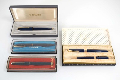 Lot 133 - A Parker '17' fountain pen and '17 Super'...