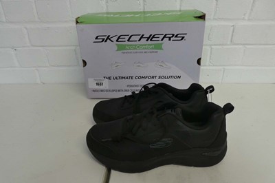 Lot 1295 - A boxed pair of Skechers arch comfort trainers...