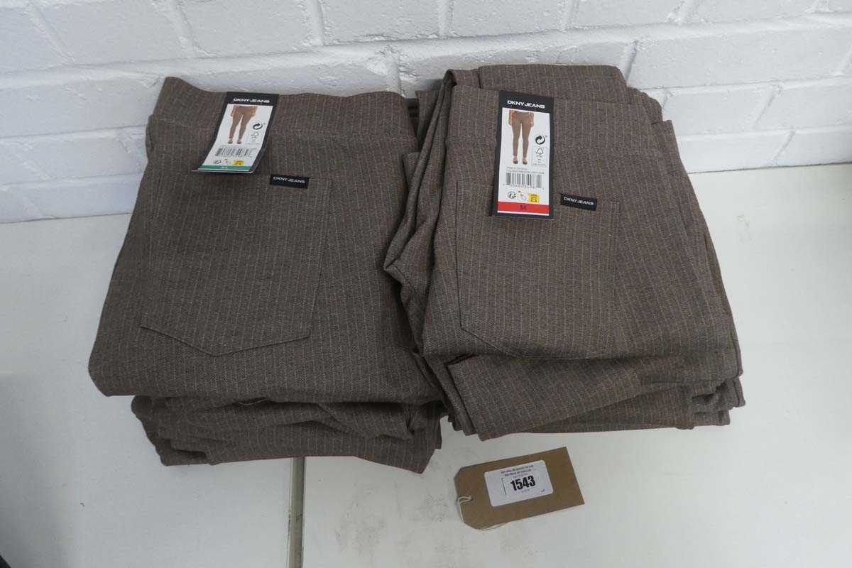 Lot 1285 - Approx. 20 pairs of women's trousers by DKNY.