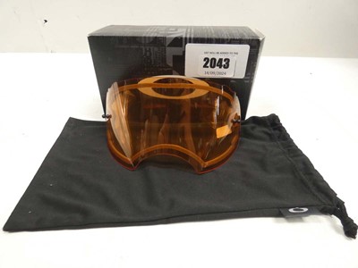 Lot 2043 - Oakley lens