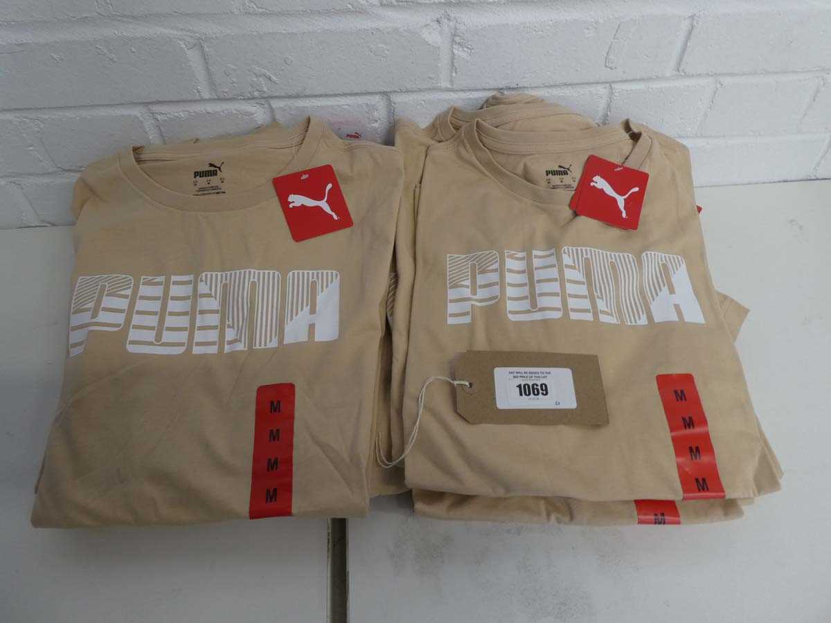 Lot 1069 - Approx. 20 Puma t shirts.