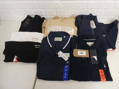 Lot 1072 - Approx. 15 items of branded clothing. To...