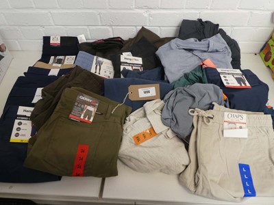 Lot Approx. 20 items of men's clothing. To include...