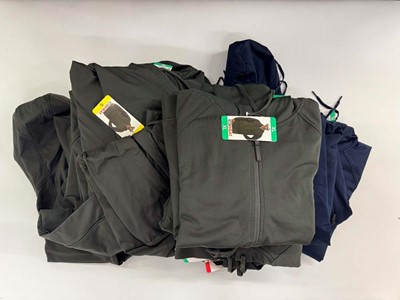 Lot 1175 - 20x full-zip jackets by 32 Degrees Heat (5x...