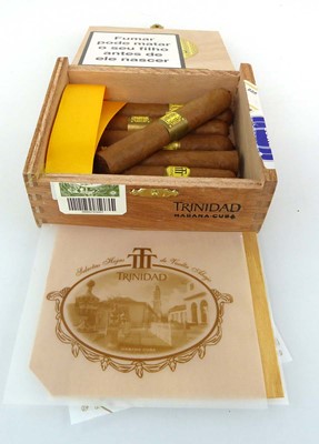 Lot 509 - A part box of 7 Trinidad Reyes Cuban Cigars...