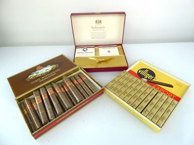 Lot 511 - A Collection of old cigars & Cigarettes in 3...