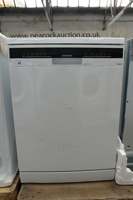 Lot 87 - SE23HW64CGB Siemens Free-standing dishwasher