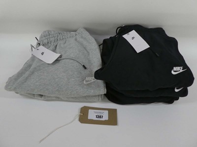 Lot 1307 - Approx. 5 pairs of Nike joggers