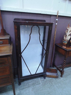 Lot 47 - An early 20th century mahogany glazed display...