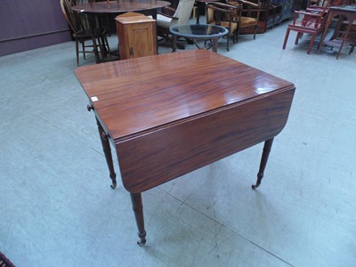 Lot 73 - A Victorian mahogany Pembroke table