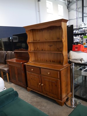 Lot 1086 - Welsh dresser in pine