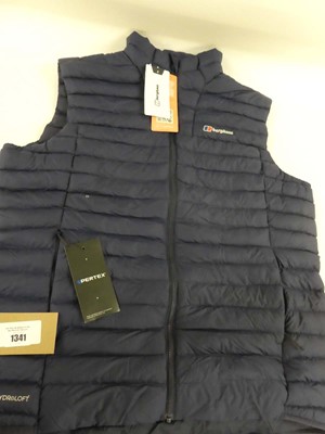 Lot 1341 - Berghaus body warmer gilet in navy size XXL