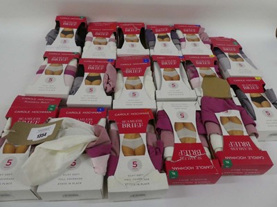 Lot 1354 - Approx. 15 boxes of ladies Carole Hochman...