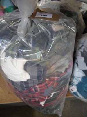 Lot 1361 - Approx. 25 mens shirts or tops by Jachs or...