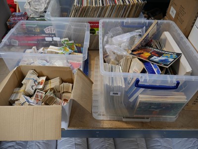 Lot 1141 - 2 plastic crates and 1 cardboard box...