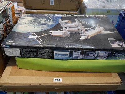 Lot 1153 - Revell model kit featuring the Space...