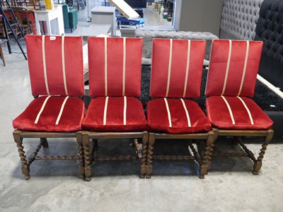 Lot 1101 - 4 barley twist oak dining chairs with bergere...