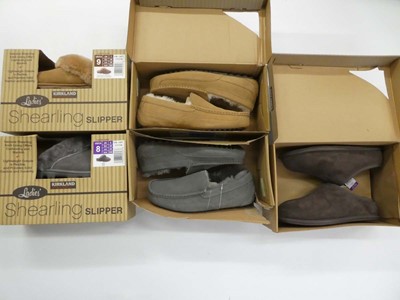 Lot 3801 - 5 boxed pairs of men's and women's slippers by...