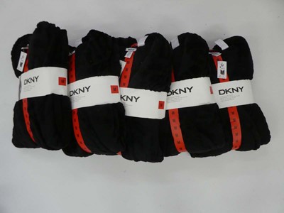 Lot 3860 - Bag containing 5 DKNY long plush robes in black