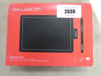 Lot 2038 - One by Wacom drawing pad