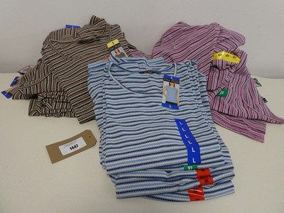 Lot 1447 - Approx. 25 ladies t-shirts by Ellen Reyes