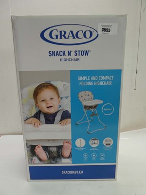 Lot 3555 - Graco Snack N Stow highchair