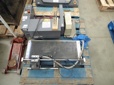 Lot 4373 - Roland EGX-300 machine, Gravograph and...